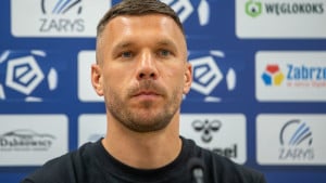 Ni Podolski nije prešutio dramu u Srbiji u vezi Piksija: "Oni ne smiju da odustanu"