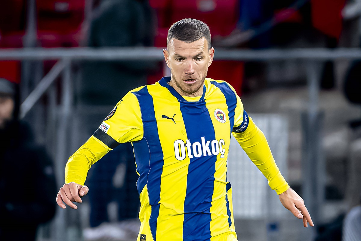 Kenan Pirić tri puta kapitulirao - Edin Džeko "čuva golove" za Rumuniju?