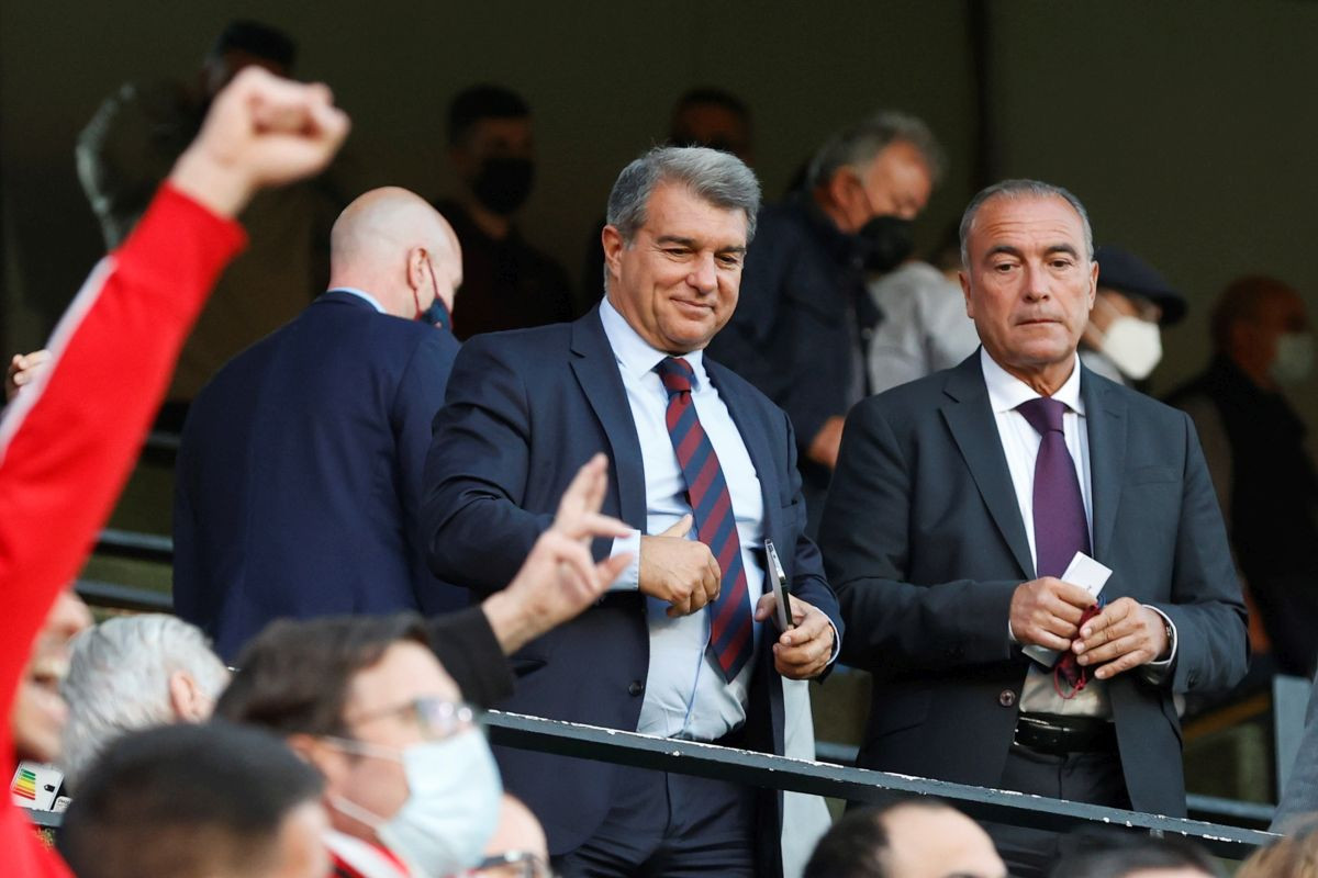 Laporta priznao da Xavi nije jedini kandidat za novog trenera: "To bi bilo neprofesionalno..." Laporta priznao da Xavi nije jedini kandidat za novog trenera: "To bi bilo neprofesionalno..."