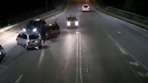 Drama na autoputu: Huligani su presreli automobil vlastitog igrača sa samo jednom namjerom