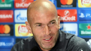 Zidane odbija sve redom jer želi samo jedan posao