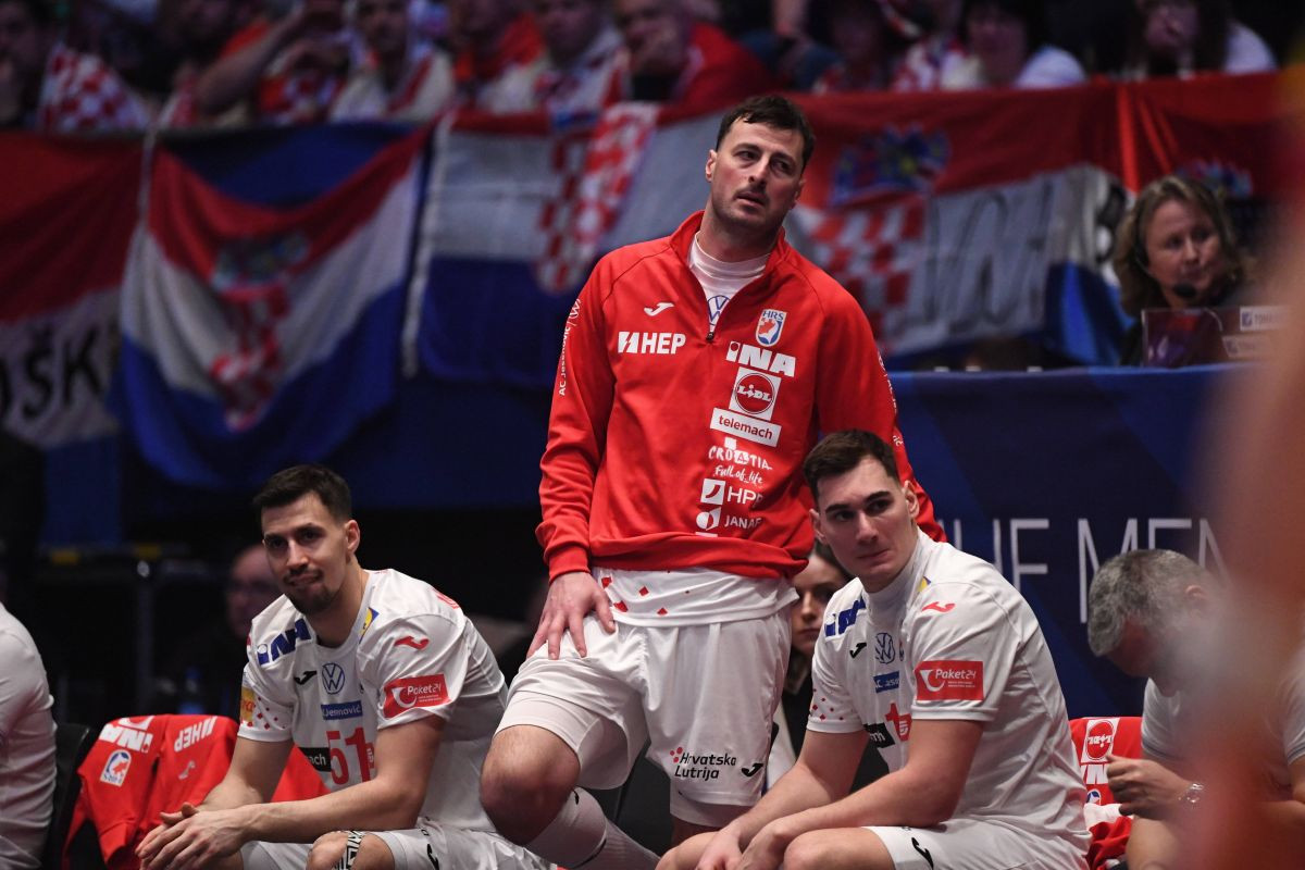 Danci vidjeli suze Duvnjaka i u završnici utakmice napravili potez koji će ostati zapisan zauvijek! Danci vidjeli suze Duvnjaka i u završnici utakmice napravili potez koji će ostati zapisan zauvijek!