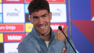Mnogi kažu da se precijenio: Dušan Vlahović odbio nevjerovatnu platu, traži još novca!