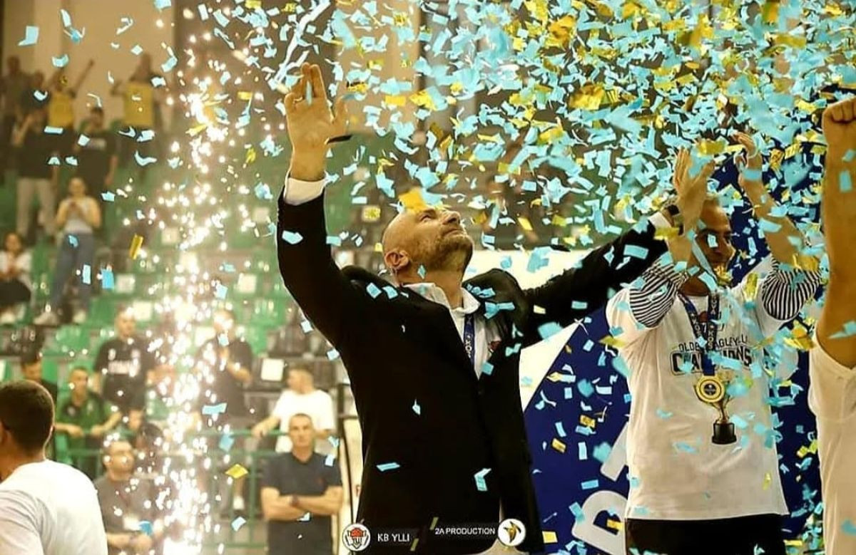 Adis Bećiragić odveo Trepču do titule prvaka Kosova! Adis Bećiragić odveo Trepču do titule prvaka Kosova!