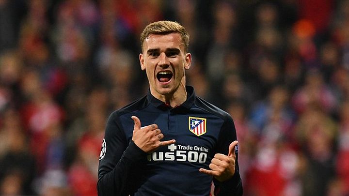 Zašto Griezmann uvijek nosi dresove s dugim rukavima? Zašto Griezmann uvijek nosi dresove s dugim rukavima?