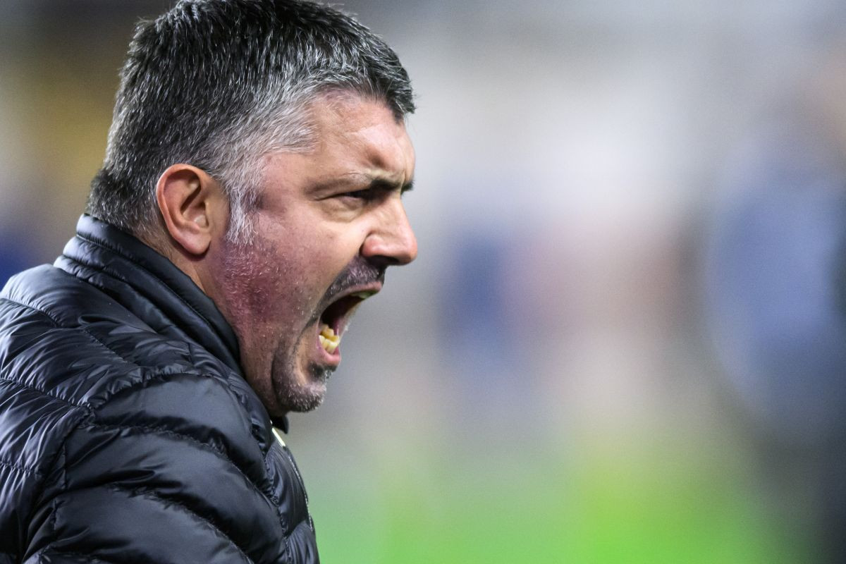 Odrekao se silnog novca radi Hajduka, sad ga ni Gattuso ne štedi, stižu poruke: "Dajte mu papire" Odrekao se silnog novca radi Hajduka, sad ga ni Gattuso ne štedi, stižu poruke: "Dajte mu papire"