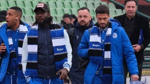 Igrači Željezničara stigli na Koševo i za zanimljiv način pružili podršku Manijacima