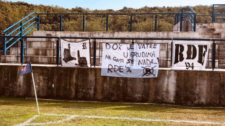 Klub pred gašenjem, meč otkazan, ali navijači su svejedno otišli u Neum