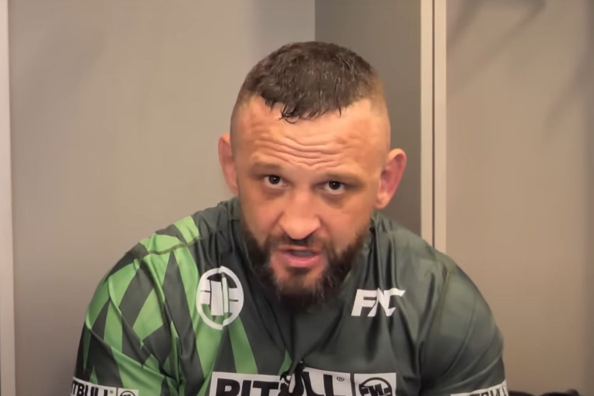 Slo Rocky raskrinkao 'srpsku starletu': "Srbijo, otvori oči! Obična je kanta! Slo Rocky raskrinkao 'srpsku starletu': "Srbijo, otvori oči! Obična je kanta!