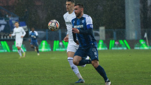 Ludilo u Bijeljini: Radnik u 90. iz penala došao do 2:2, promašio zicer, pa izgubio od Željezničara!