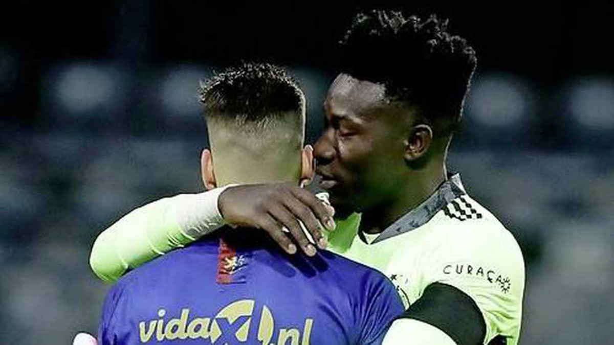 Ajax ponižavao rivala u subotu, ali golman Onana je pokazao da je najvažnije ostati dosljedan sebi Ajax ponižavao rivala u subotu, ali golman Onana je pokazao da je najvažnije ostati dosljedan sebi