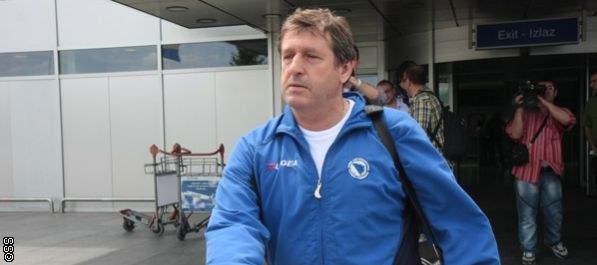 "Pojedine igrače treba spustiti na zemlju"