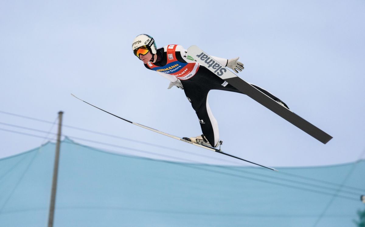 Nestvarno izdanje Slovenca, sve je eksplodiralo: Domen Prevc preletio Vikersund! Nestvarno izdanje Slovenca, sve je eksplodiralo: Domen Prevc preletio Vikersund!