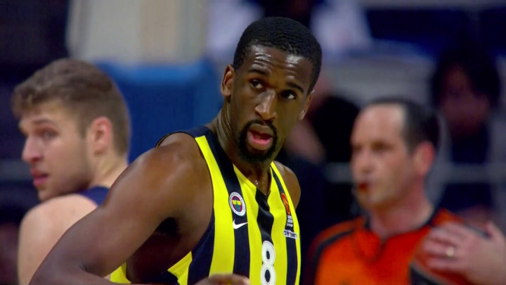 Ekpe Udoh prelazi u redove ljutog Fenerovog rivala