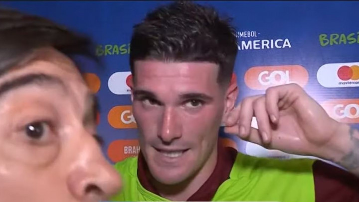 Ponižen i posramljen: Davao intervju, novinari ga zbog Aguera ostavili usred izjave