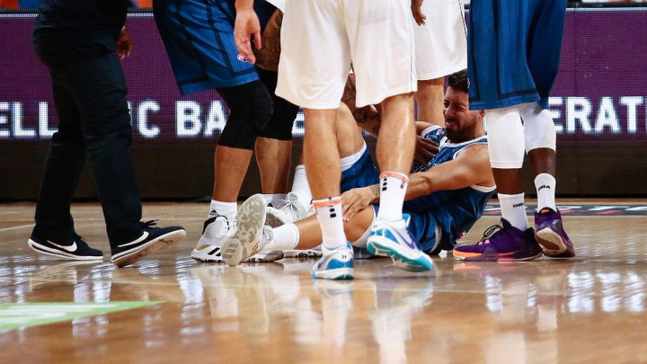 Ima li većeg peha? Na parketu proveo 18 sekundi, pokidao ligamente i ostao bez Mundobasketa