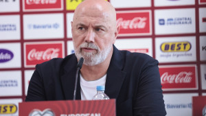 Čeka se novembar: Sergej Barbarez dobiva veliko pojačanje za najvažanije mečeve