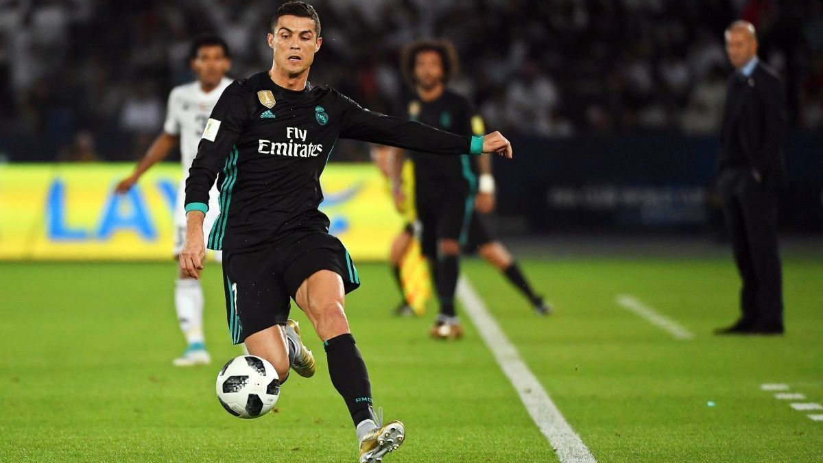 Ronaldu skandirali "Messi, Messi", on odgovorio u svom stilu