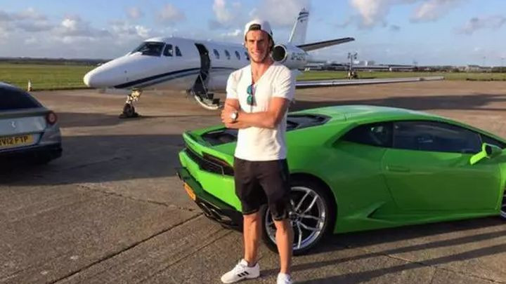 Giggs pomaže Baleu: Prodaj sportske automobile i kupi Range Rovera