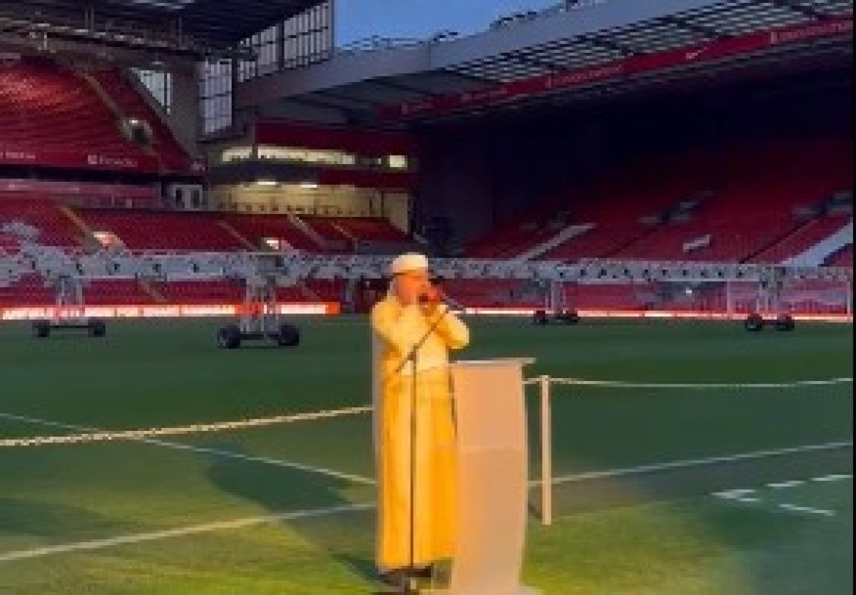 Liverpool prepoznao važnost Ramazana - Ezan odjekuje kultnim Anfieldom, a 3000 postača prekida post