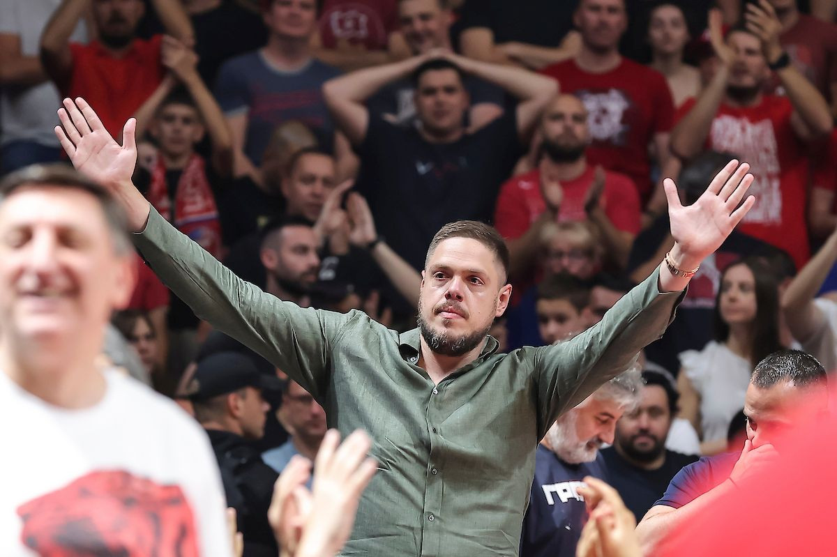 Štimac je krenuo u otvoreni rat s režimom, poslao je Vučiću žestoku poruku: "Ne damo ti više da..." Štimac je krenuo u otvoreni rat s režimom, poslao je Vučiću žestoku poruku: "Ne damo ti više da..."