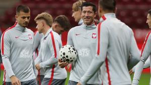 Poljaci objavili sastav za Zmajeve: Lewandowski predvodi napad, Urban spemio nekoliko iznenađenja