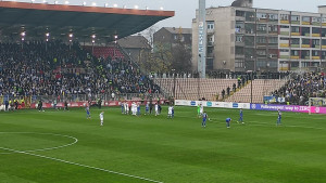 Raitala pocrvenio, Zmajevi sa igračem više