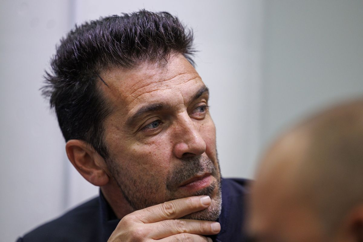 Ma kakvi CR7 i Messi! Buffon odabrao najboljeg ikad: "Kao da je kreiran u laboratoriji" Ma kakvi CR7 i Messi! Buffon odabrao najboljeg ikad: "Kao da je kreiran u laboratoriji"