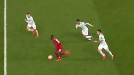 UEFA pohvalila potez Nabyja Keite, a onda se Bayern "ljutito" oglasio na Twitteru