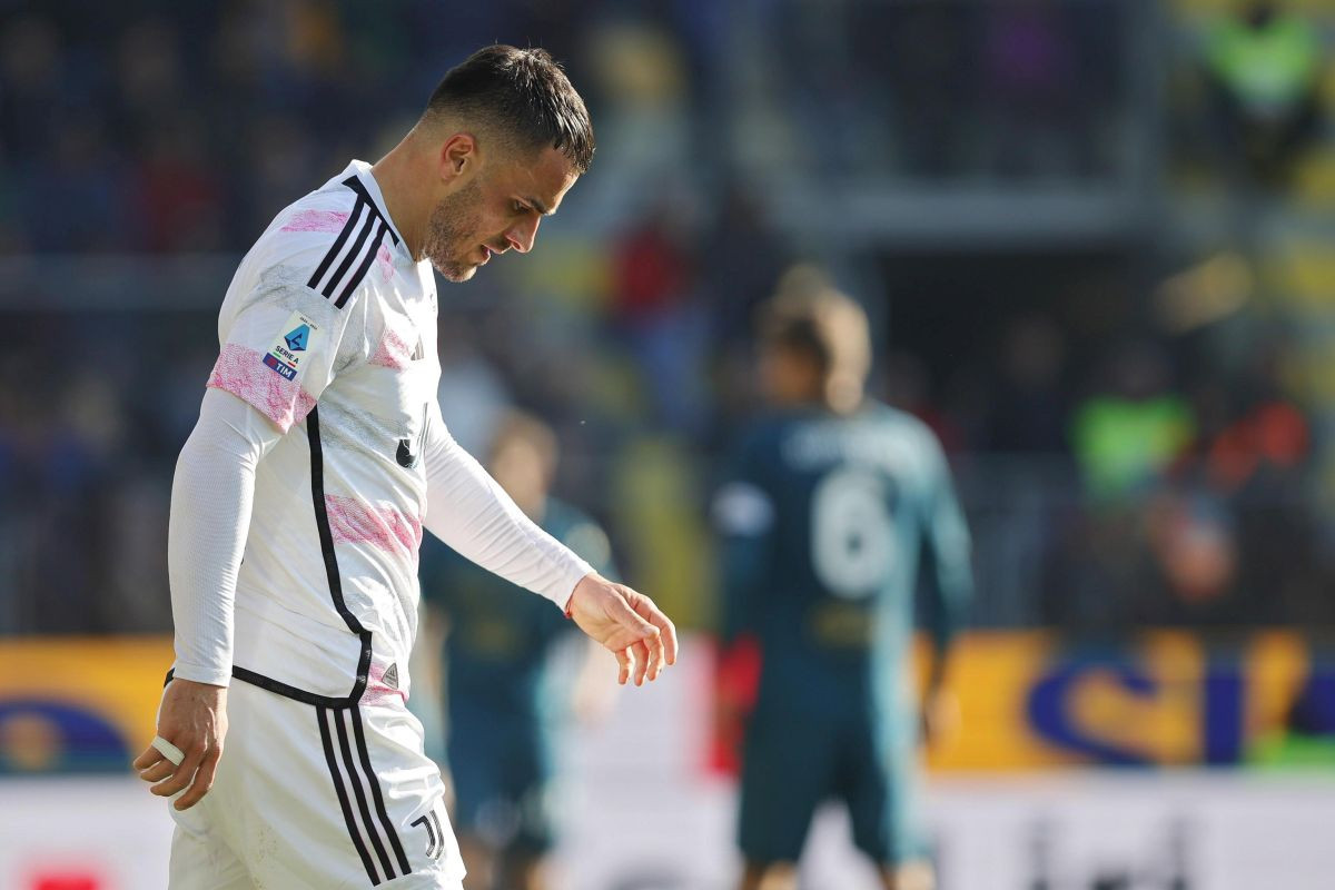 Filip Kostić se dobro "opržio", a na pomolu nova neizvjesnost Filip Kostić se dobro "opržio", a na pomolu nova neizvjesnost