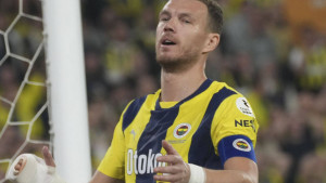 Turci tvrde: Edin Džeko odlazi, Fenerbahče je već našao zamjenu!