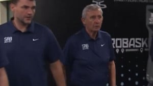 Pešić je ušao u svlačionicu, a reprezentativac Srbije nije slutio šta ga čeka: "Pošteno si..."