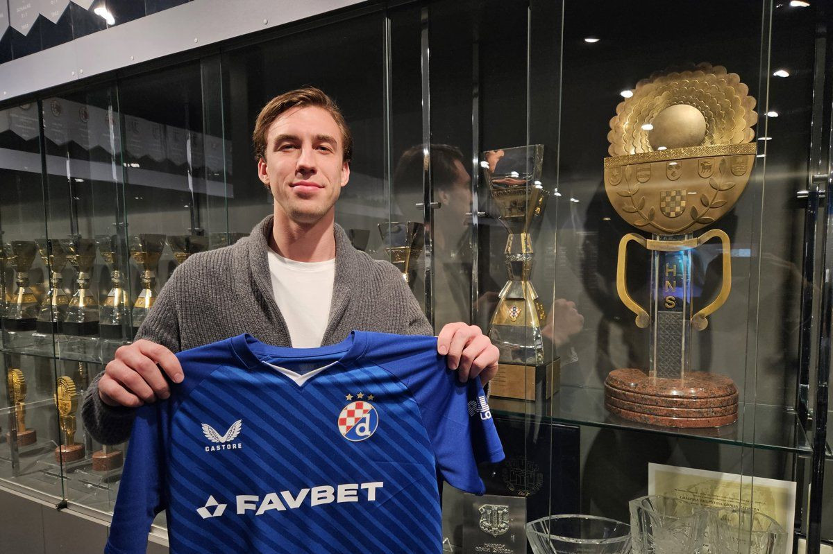 Dinamo ga doveo "pet do 12", on zadužio dres Modrih, pa prvom izjavom raspametio cijeli Zagreb! Dinamo ga doveo "pet do 12", on zadužio dres Modrih, pa prvom izjavom raspametio cijeli Zagreb!