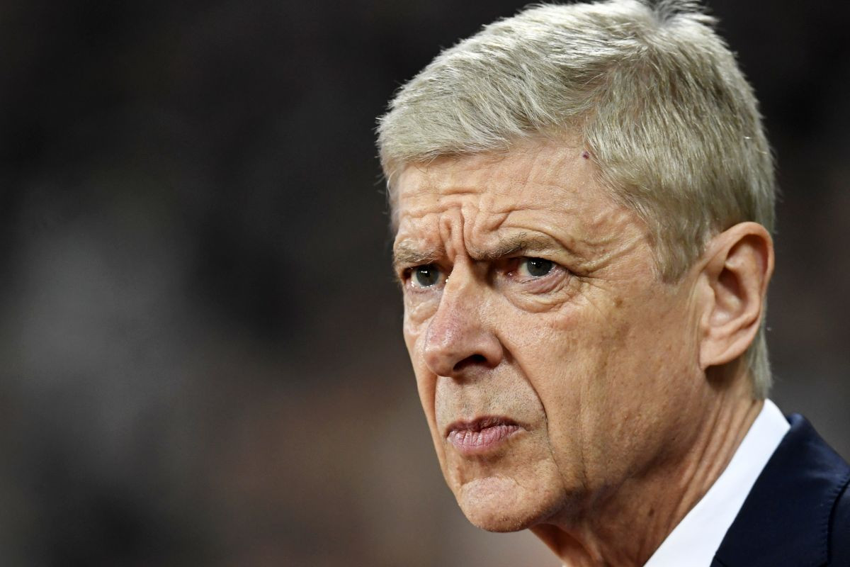 Arsene Wenger pred povratkom na klupu Arsene Wenger pred povratkom na klupu