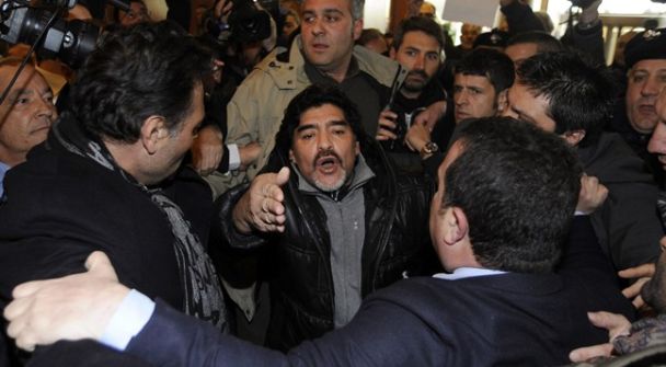Maradona stigao u Napulj