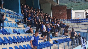 Popularna Gerila ne štedi grla i dlanove: Sjajna podrška za Travnik u utakmici baraža