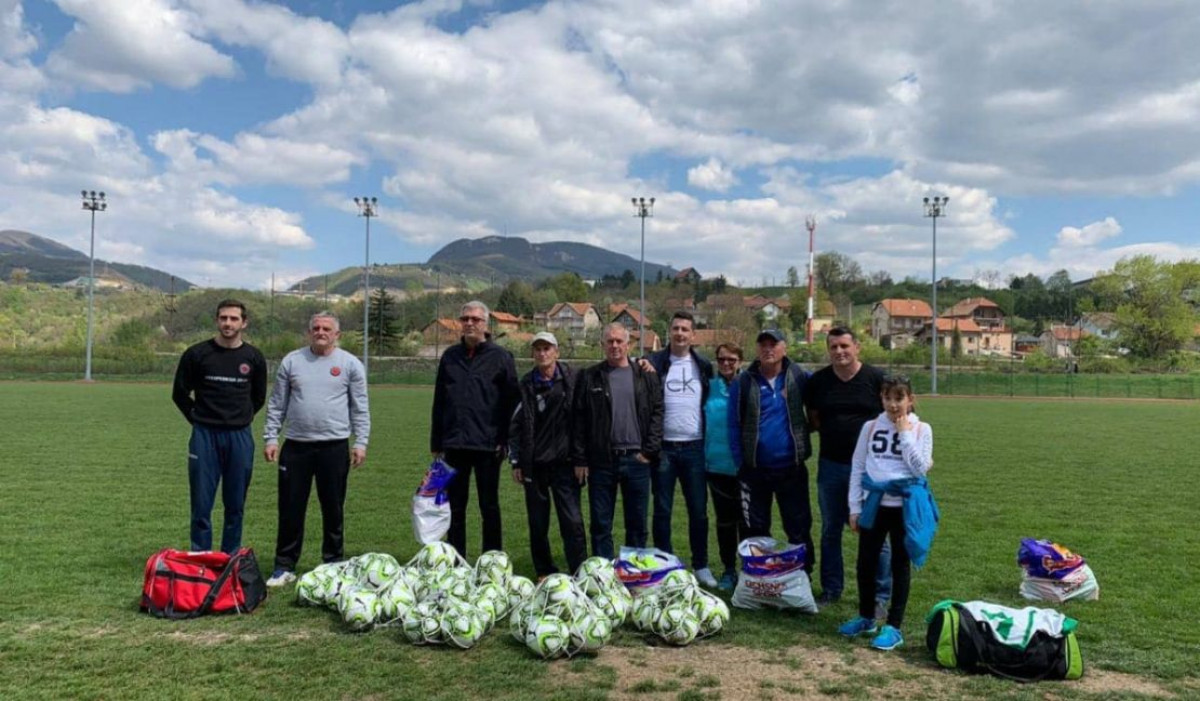 Denis Zekić sedmu godinu uzastopno pomaže sportske klubove iz Zenice