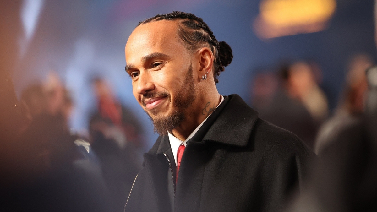 Lewis Hamilton više nije samo šampion staze – sada je i najplaćeniji sportista Velike Britanije Lewis Hamilton više nije samo šampion staze – sada je i najplaćeniji sportista Velike Britanije