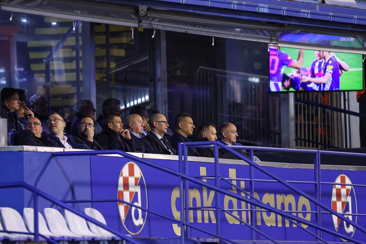 Bobanov Dinamo će biti hit - U veznom redu sve sami majstori i 'stroj' koji je "kupio" Barbareza Bobanov Dinamo će biti hit - U veznom redu sve sami majstori i 'stroj' koji je "kupio" Barbareza