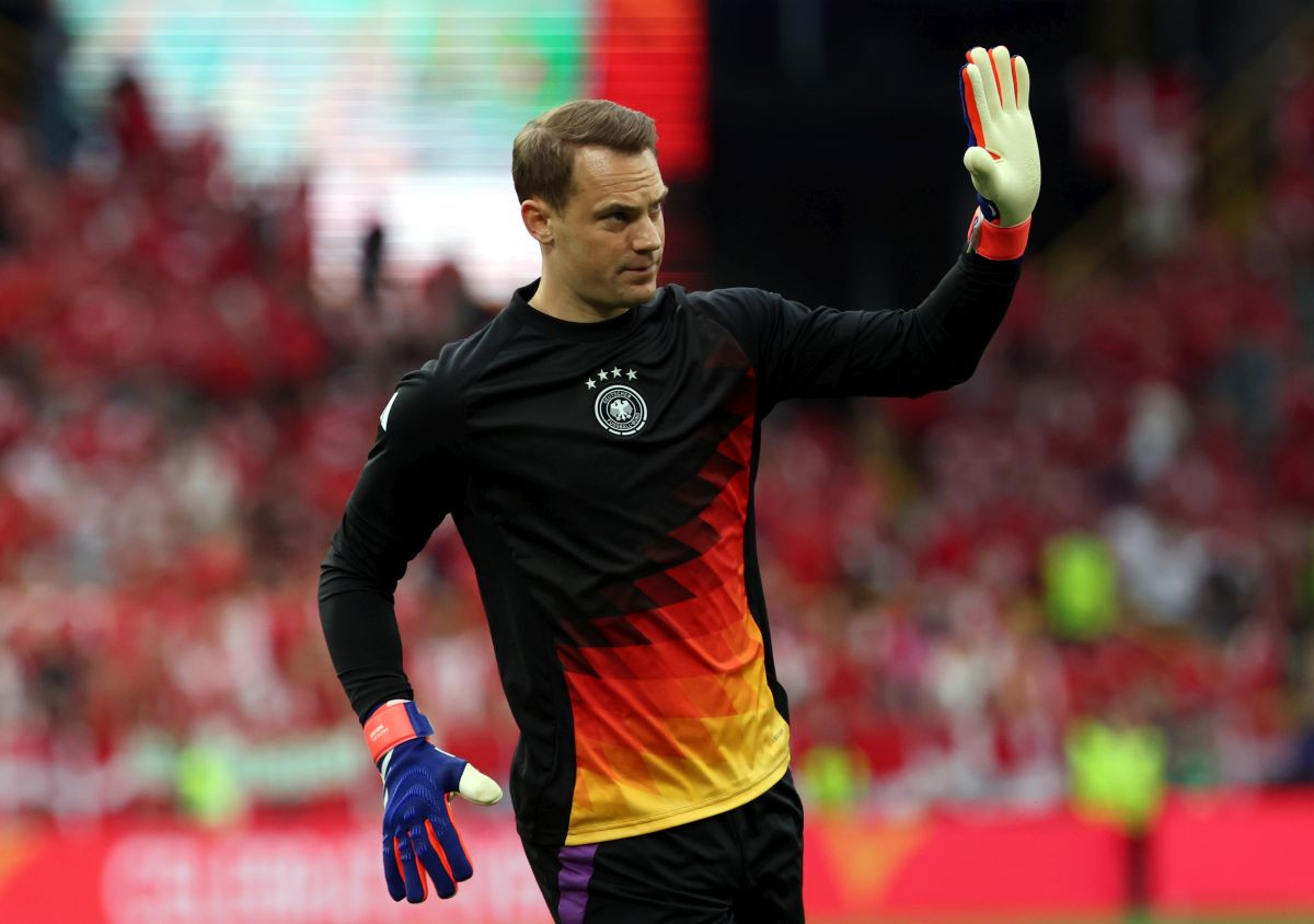 Neuer spašava saigrača, čelnicima Bayerna poručio da ga ne smiju prodati iako je na transfer listi Neuer spašava saigrača, čelnicima Bayerna poručio da ga ne smiju prodati iako je na transfer listi