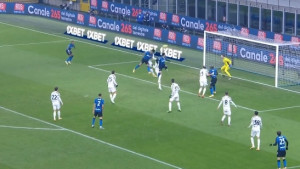 Vidal poljubio grb Juventusa, pa im zabio gol