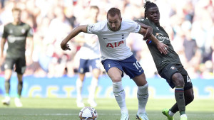 Tottenham je poražen u derbiju, ali je Kane postavio novi rekord