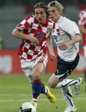 Modrić do 2016. na White Hart Laneu