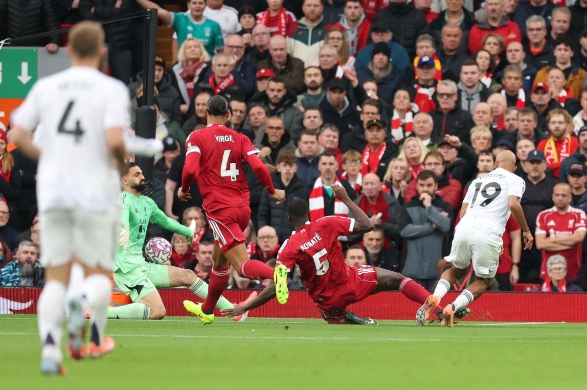 Nastavlja se kriza Liverpoola: Manchester United slavio na Anfieldu i zadao nove glavobolje Redsima Nastavlja se kriza Liverpoola: Manchester United slavio na Anfieldu i zadao nove glavobolje Redsima