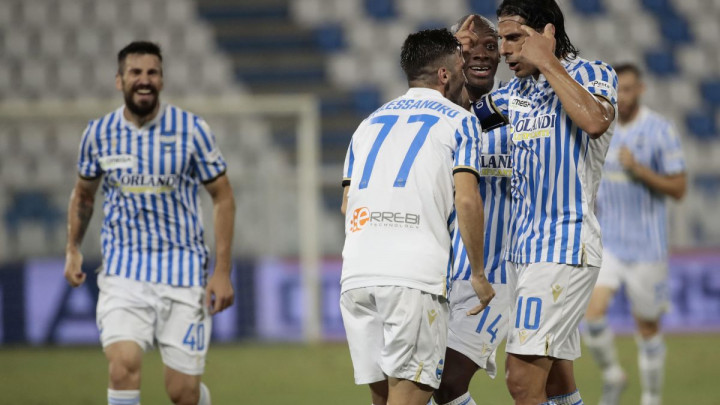 Milan se u posljednjim minutama spasio blamaže protiv SPAL-a