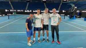 Đoković se konačno oglasio: Pored svega što se desilo želim ostati i igrati na Australian Openu!