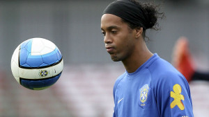 Ronaldinho otkrio misteriju kako je postao fudbalski čarobnjak: "Igrao sam bosonog, ali tužno je..."