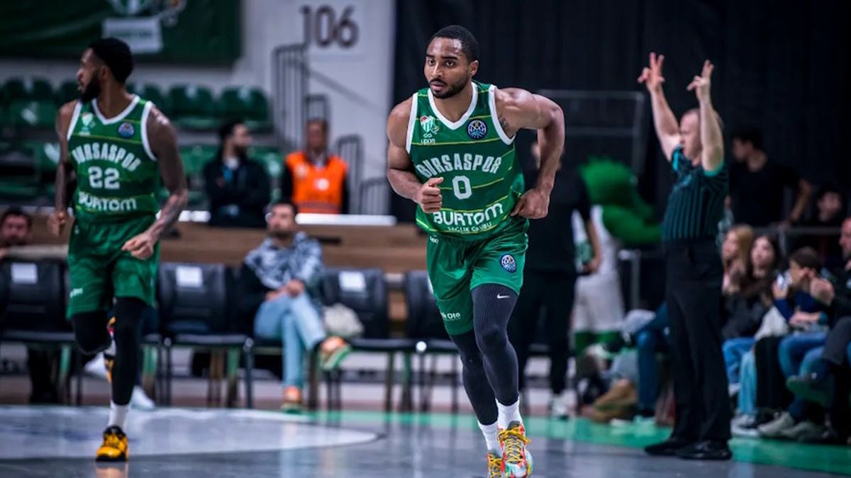 Rekord koji možda niko nikada neće srušiti se desio u Turskoj: Otac i sin imaju triple-double učinak