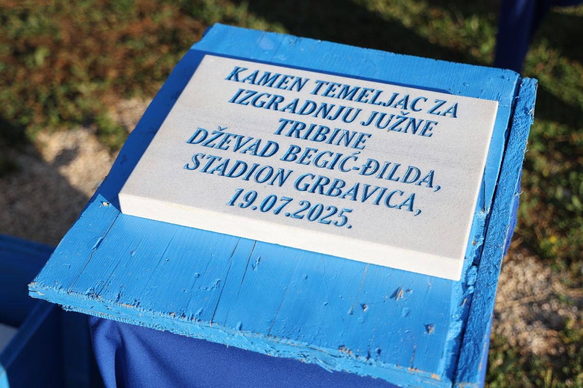 Večeras položen kamen temeljac na južnoj tribini Grbavice! Večeras položen kamen temeljac na južnoj tribini Grbavice!