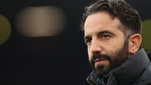 Amorim očajnički pokušava da ga zadrži, ai on samo čeka januar da "pobjegne" iz Manchester Uniteda!